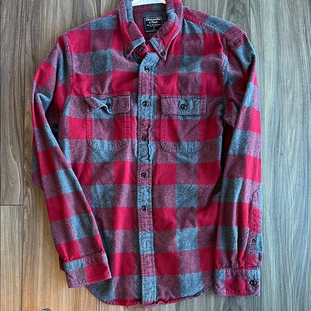 Men's Red and Gray Plaid Shirt
